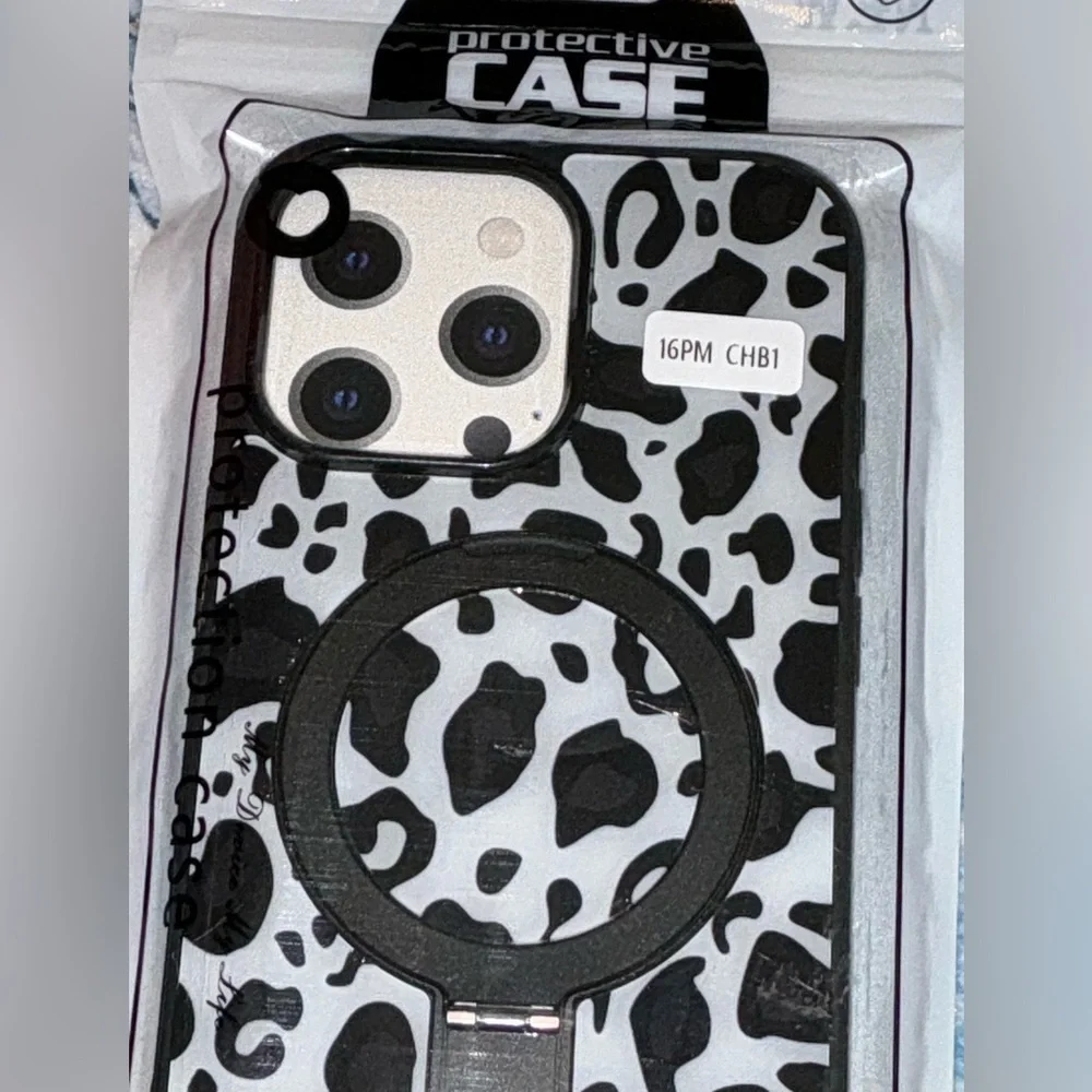 Capaunvda Black and Gray I Phone 16 Pro Max 6.9” Case